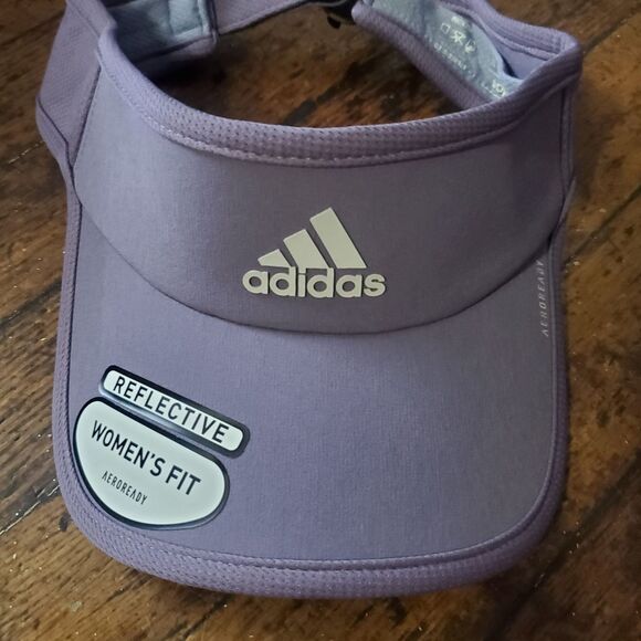 Adidas AEROREADY Women's Visor Superlite 2 msrp $20 - Picture 1 of 2